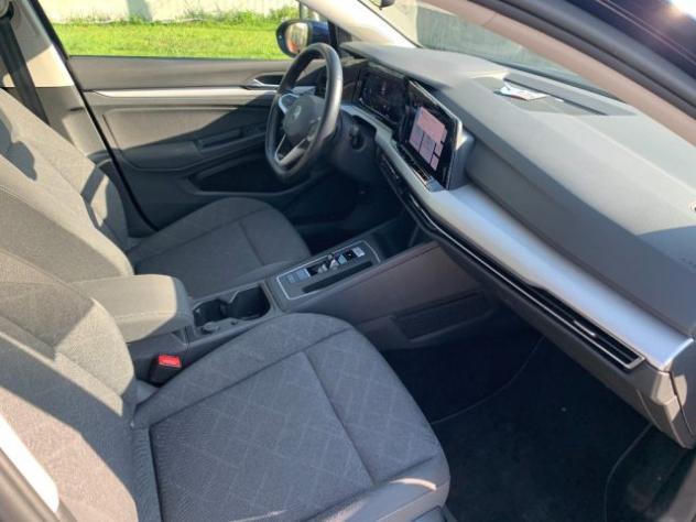VOLKSWAGEN Golf 1.0 eTSI EVO DSG Life rif. 23966279 - Foto 9