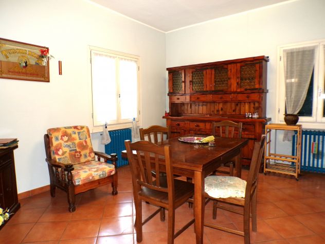 Laveno Mombello - casa singola con giardino - Foto 10