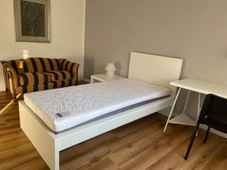 Offro camera singola in affitto a Pavia