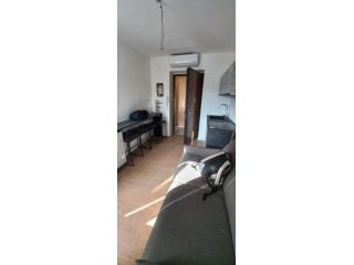 Affitasi 2 camere per universitari - zona Metro A Battistini