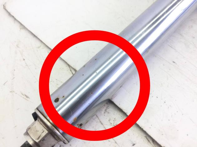 BMW R 850 R 848 FORCELLA - TRACCE DI RUGGINE SU PARTE ALTA STELI 2001 - Foto 7