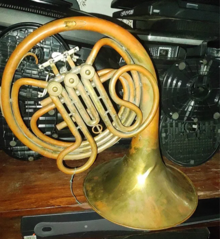 Strumenti musicali vintage e antichi a fiato per arredamento - Foto 3