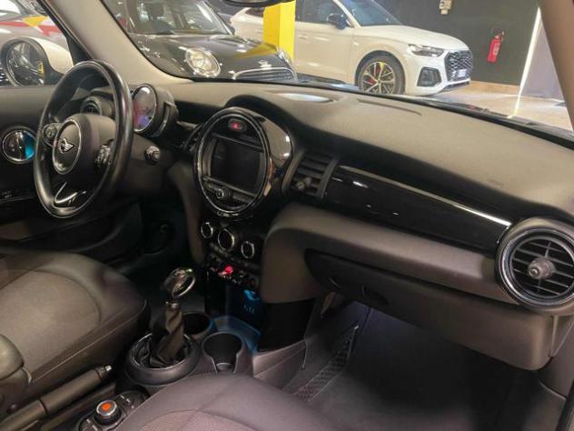 MINI Cooper D 1.5 Cooper D 5 porte *AUTOMATICO/LUCI/PDC* rif. 24139393 - Foto 9