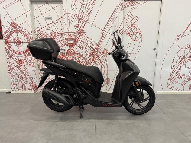 Honda SH 125 SH 125 SPORTY - bauletto keyless e parabrezza - YM 2026