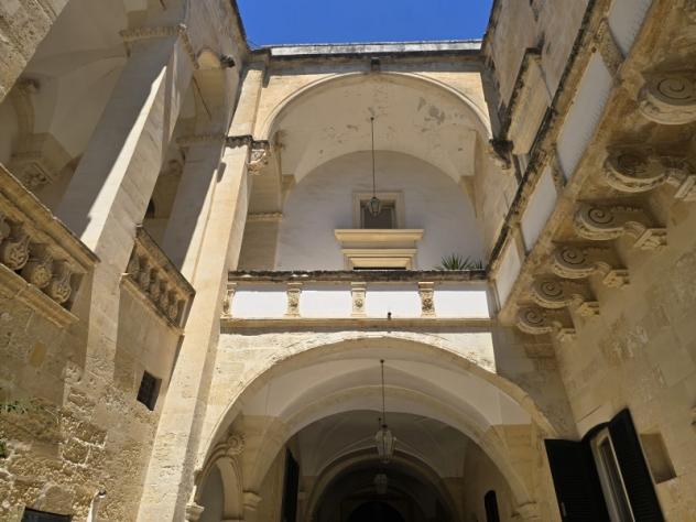 Affittasi elegante appartamento in centro storico - Foto 6