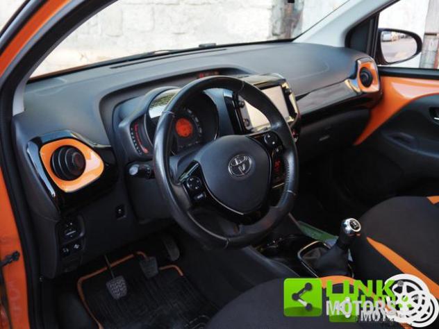 TOYOTA Aygo Connect orange 1.0 VVT-i 72 CV 5 porte x-wave - Foto 4