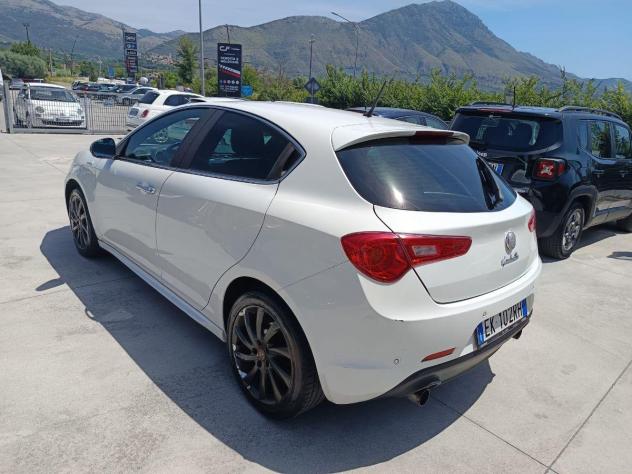 ALFA ROMEO Giulietta 2.0 JTDm-2 140 CV - Foto 9