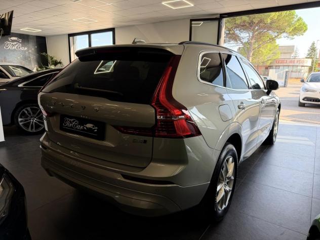 VOLVO XC60 ULTIMATE DARK 2.0 MHEV AWD 197CV NAVI CRUISE CAM ANNO 2022 - Foto 4
