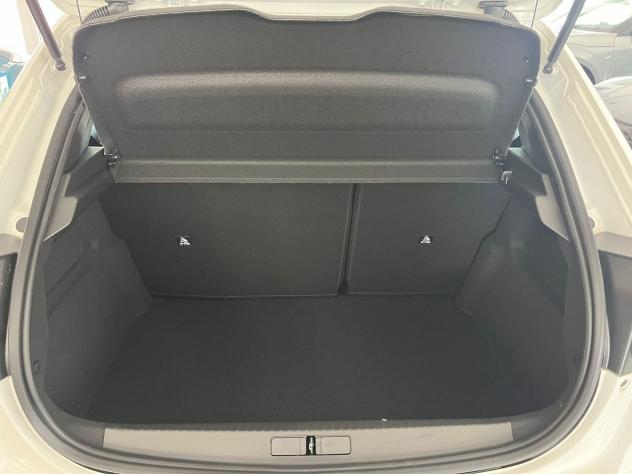 Peugeot 208 208 Hybrid 136 e-DCS6 GT - Foto 9