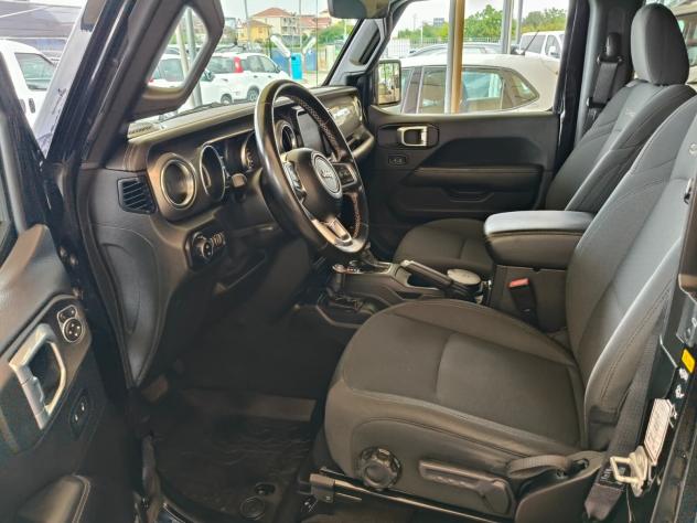 Jeep Wrangler 2.0 Turbo Sahara 4WD automatico - Foto 7