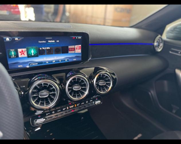Mercedes-Benz Classe A (W177) A 200 d Automatic AMG Line Premium - Foto 8