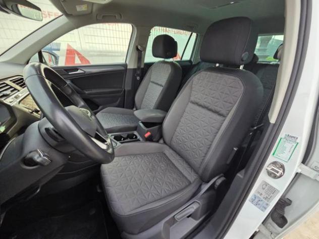 VOLKSWAGEN Tiguan 2.0 TDI 150 CV SCR DSG Life rif. 24159872 - Foto 9