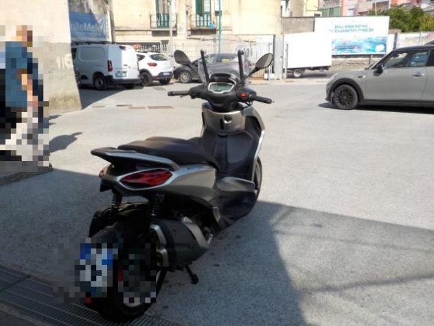 PIAGGIO Beverly 400 i.e. Anno 2022 rif. 23986125 - Foto 2