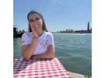 Monica cerca una babysitter - lavoro da babysitter a Napoli