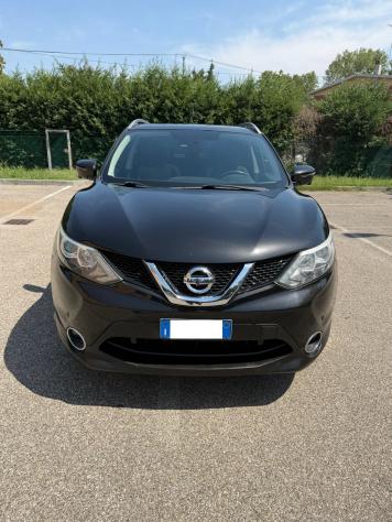 Nissan Qashqai 1.5 dci - TETTO - NAV. - 12 MESI DI GARANZIA -