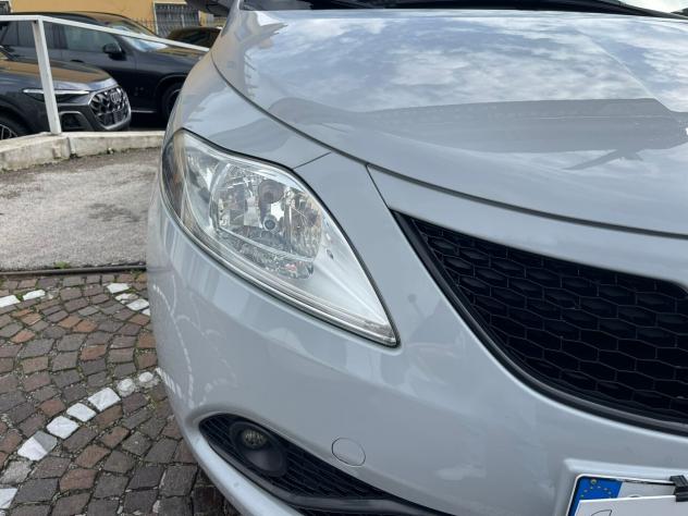 Ypsilon 1.2 69 CV 5 porte GPL Ecochic Gold - Foto 7