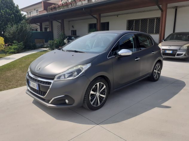 Peugeot 208 Allure 1.6 Hdi 75 cv.NAVI.RETROCAMERA.Euro 6B.MOLTO BELLA