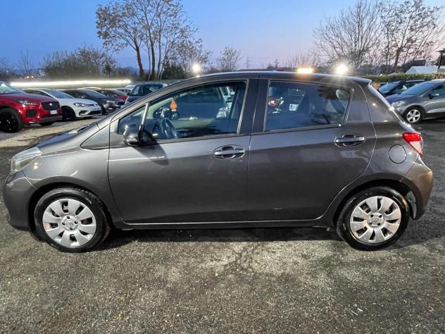 Toyota Yaris 1.4 D-4D 5 porte Lounge - Foto 3