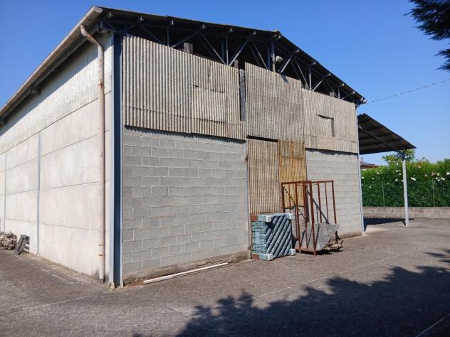 Magazzino in vendita a Navacchio - Cascina 210 mq Rif: 1451982