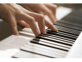 Lezioni di Piano, Organo, Tastiere e Teoria Musicale