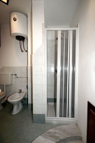 Bivano ristrutturato elegante climatizzato accessoriato - Foto 9