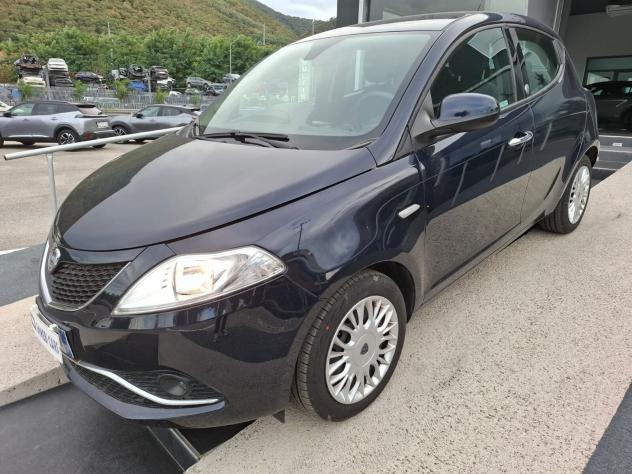 LANCIA YPSILON 1.2 ECOCHIC GPL CASA MADRE 69 CV - Foto 3