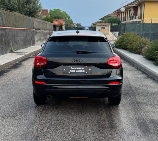 Audi Q2 1.6 TDI TOTAL BLACK - Foto 2