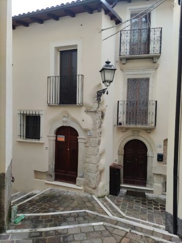 VENDESI INTERESSANTE SOLUZIONE AD ANVERSA DEGLI ABRUZZI - Foto 2