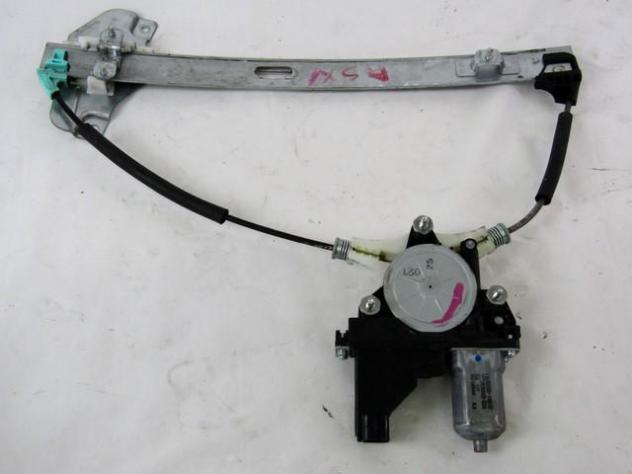 82450-1W010 MOTORINO MECCANISMO ALZA-VETRO ALZACRISTALLO PORTA ANTERIORE SINISTRA KIA RIO 1.2 B 62KW 5M 5P (2016) RICAMBIO USATO