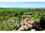 Rustico / Casale di 500 m² con più di 5 locali in vendita a Pienza