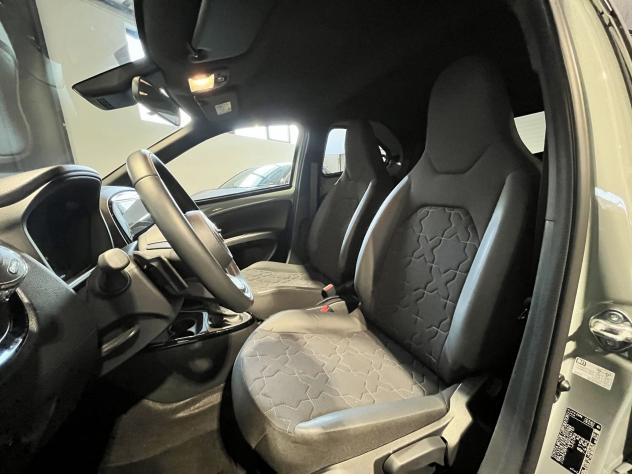 Toyota Aygo X Aygo X 1.0 VVT-i 72 CV 5 porte Lounge S-CVT - Foto 7