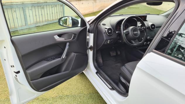 Audi A1 1.6 TDi 90 cv Sportback S-Tronic 2013 NEOPATENTATI - Foto 8