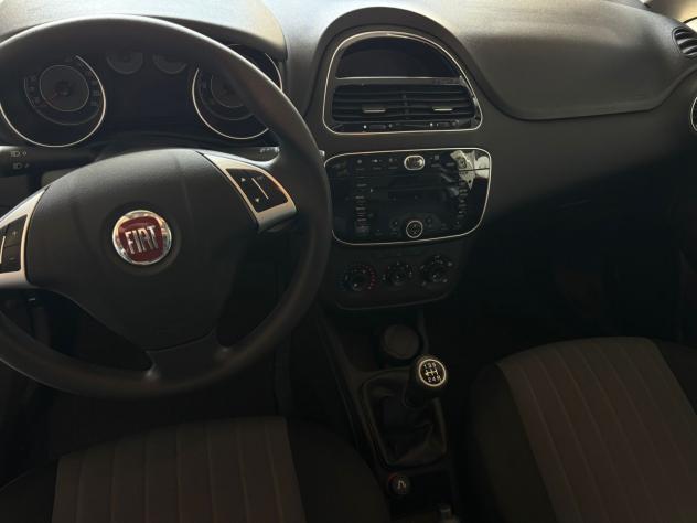 Fiat Punto 1.3 MJT II S&S 95 CV 5 porte Street - Foto 8