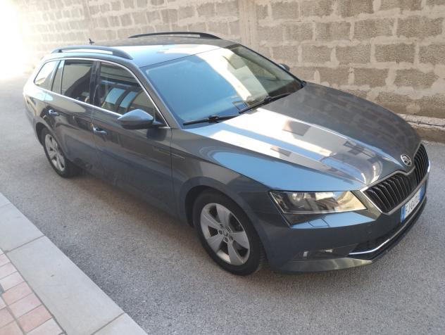 Skoda Superb 2.0 TDI DSG Wagon Style - Foto 5