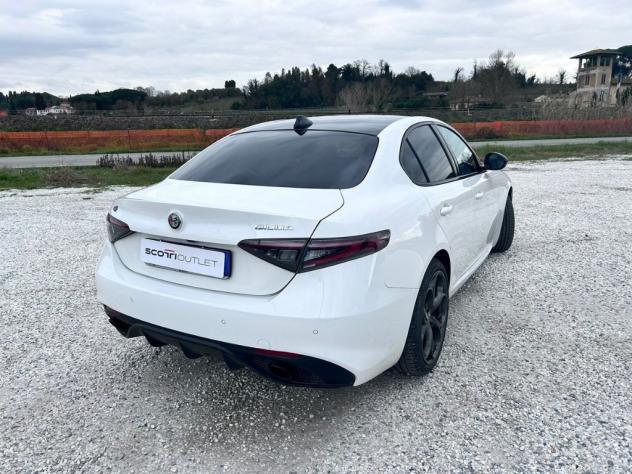 Alfa Romeo Giulia 2023 2.2 t Competizione Q4 210cv auto - Foto 4
