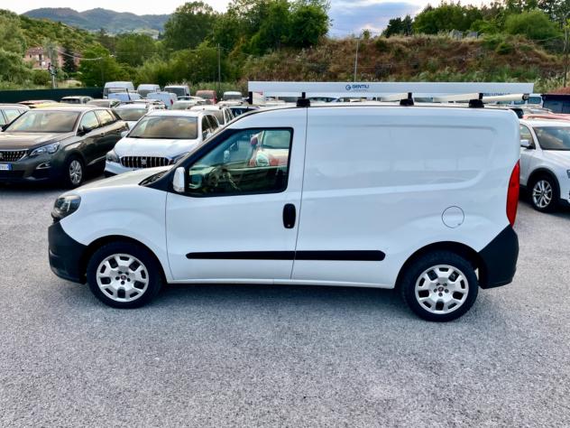 Fiat Doblo 1.6 MJT 105CV 3 posti - Foto 7