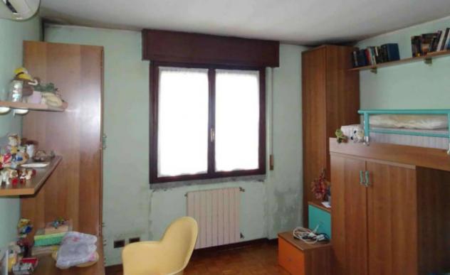 Immobile in asta di 132 m² con più di 5 locali e box auto doppio in vendita a Comun Nuovo - Foto 8