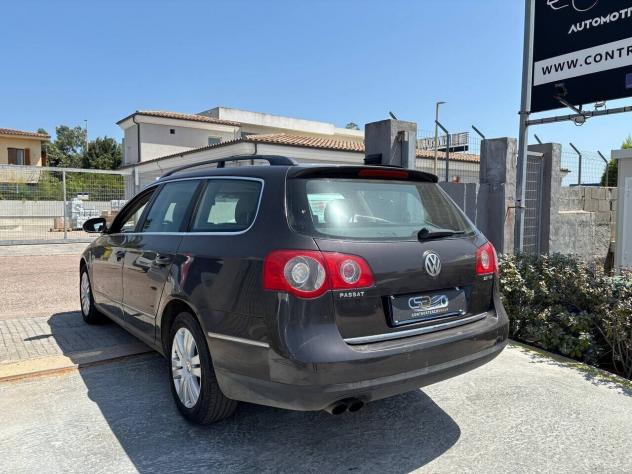 Volkswagen Passat 2.0 TDI DPF Comfortline - Foto 6