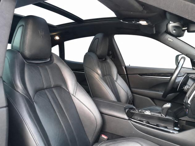 Maserati Levante V6 Diesel 275 CV AWD - Foto 4