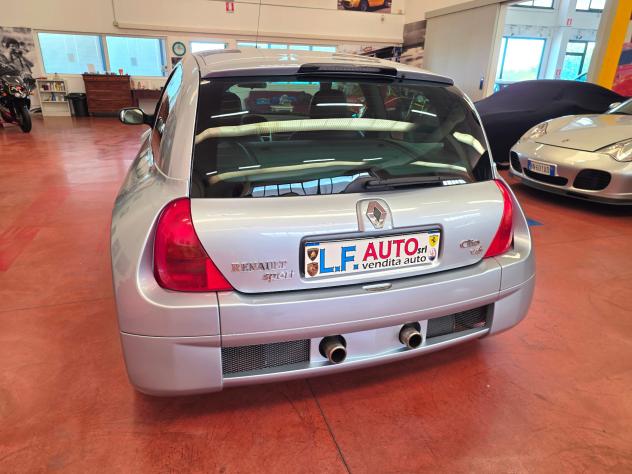 Renault Clio 3.0 V6 24V cat 3 porte Sport A.S.I. - Foto 8