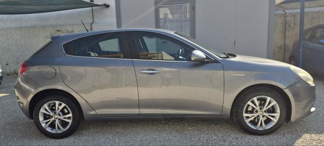 Alfa Romeo Giulietta 1.6 JTD 105 CV - Foto 6