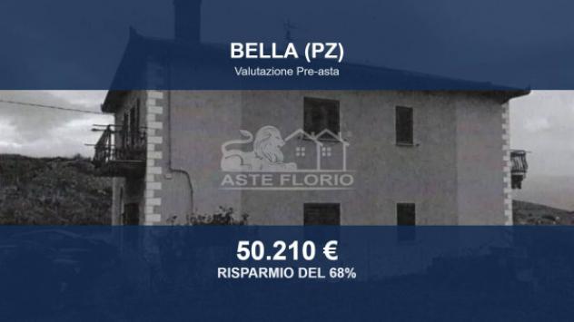 Immobile in asta di 228 m² con più di 5 locali in vendita a Bella