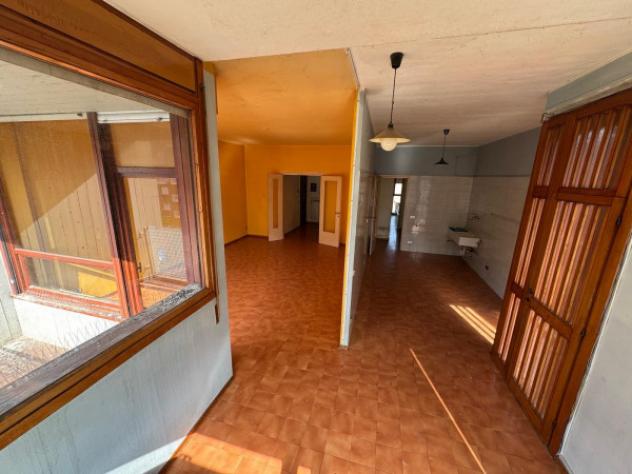 Appartamento di 135 m² con 5 locali e box auto in vendita a Torino - Foto 4