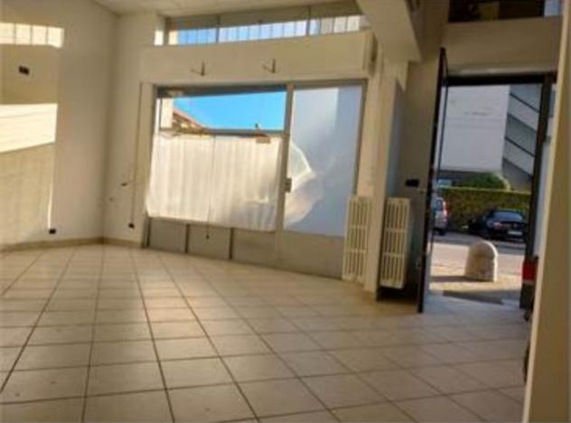 Verbania - ZONA PALLANZA VENDESI APPARTAMENTO