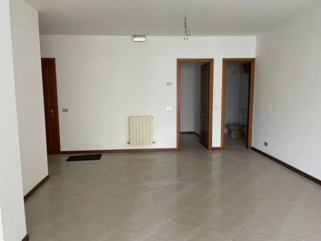Immobile in asta di 185 m² in vendita a Cascina - Foto 2
