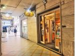 Negozio il locazione nella centralissima Galleria Raggio di Rapallo