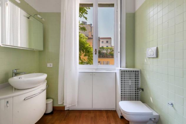 Appartamento di 16 m² con più di 5 locali in affitto a Milano - Foto 11