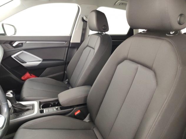 Audi Q3 2.0 35 TDI S Tronic Business Advanced - Foto 9