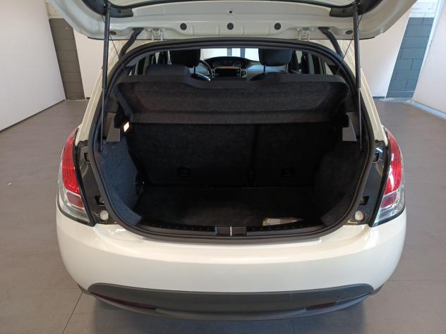 Lancia Ypsilon Ypsilon 1.0 firefly hybrid Gold Plus s&s 70cv - Foto 10