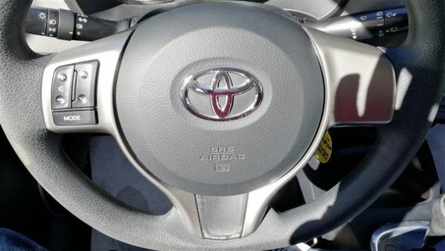 TOYOTA Yaris 1.5 Hybrid 73cv rif. 13381535 - Foto 8